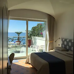 Bellevue 3*, Amalfi İtalya