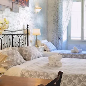 Rossana House Guest house